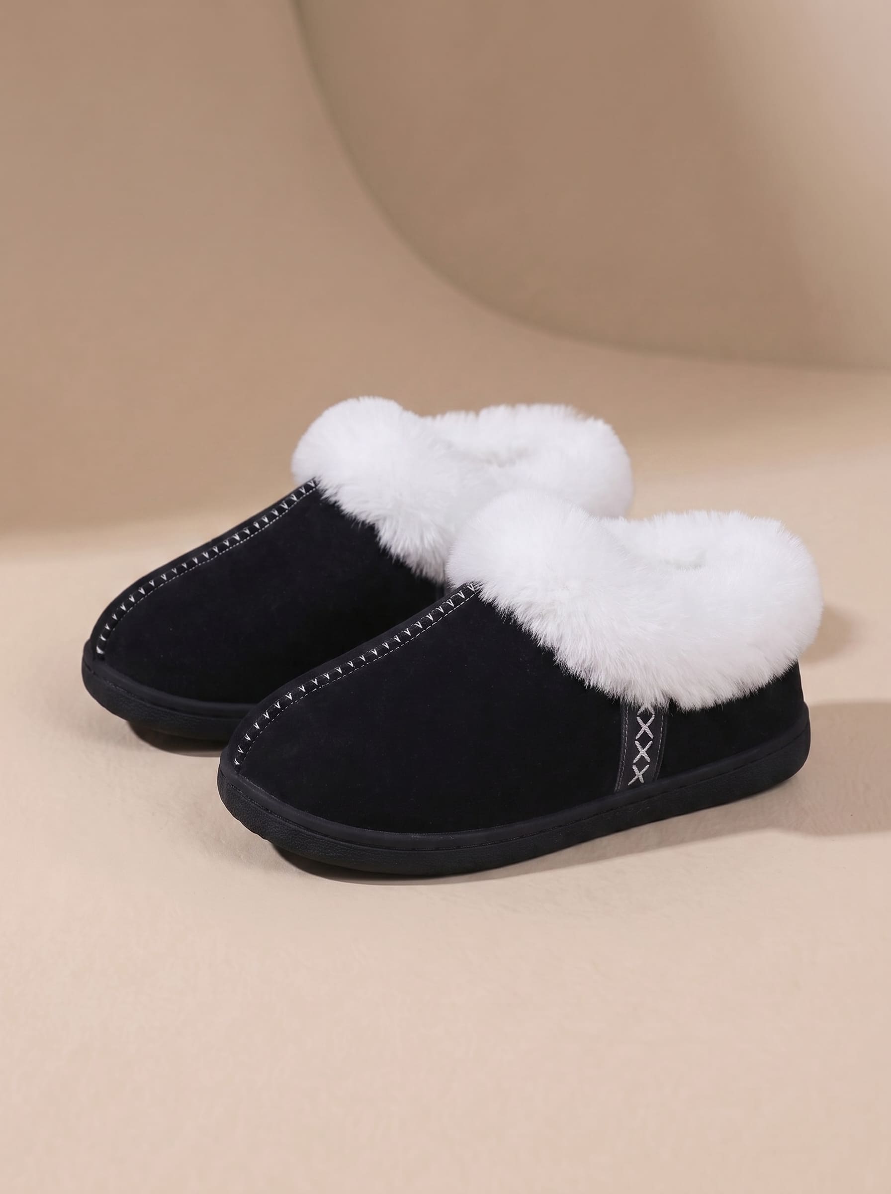 Chaussons Fourrés en Mousse à Mémoire de Forme - Mia