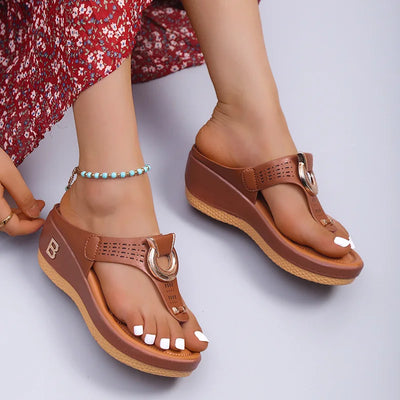 Sandales Compensées Femme – Chic, Confortables & Élégantes
