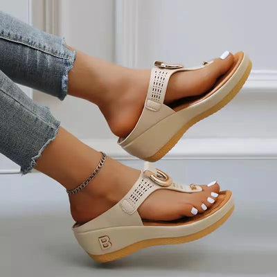 Sandales Compensées Femme – Chic, Confortables & Élégantes